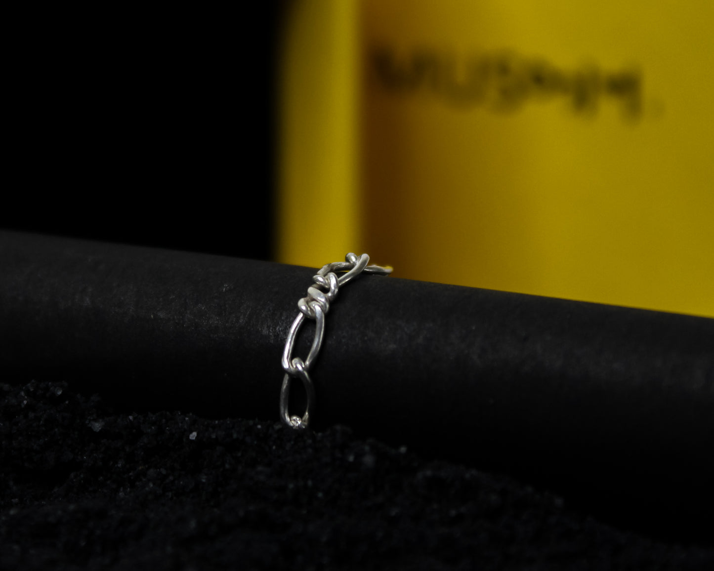 Knot loop chain ring